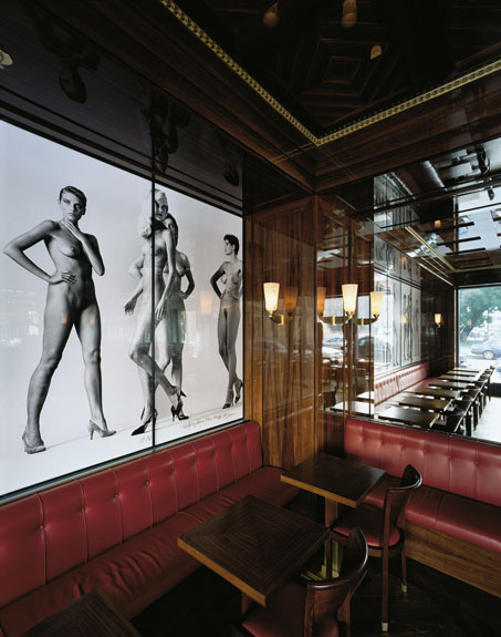 Interior Design of the Newton Bar