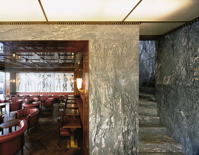 Interior Design of the Newton Bar