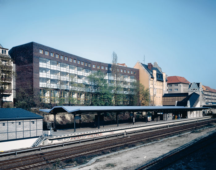 Apartment Building Seesener Straße